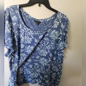 Lucky Brand Blue Floral Tee XXL